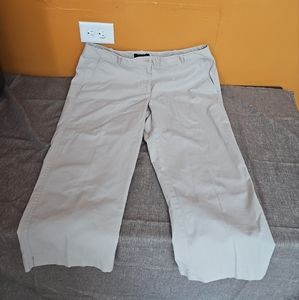 Talbots Carpi Size 14